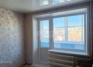 Продается 1-комнатная квартира, 32.1 м2, Свердловская область, улица Маршала Жукова, 2