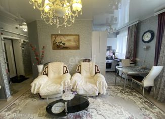 Продается 2-ком. квартира, 45 м2, Карачев, Октябрьская улица, 100