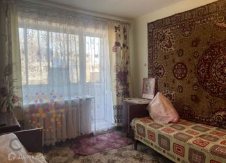 Продаю 2-комнатную квартиру, 47 м2, Новосибирск, Коммунстроевская улица, 200, метро Золотая Нива