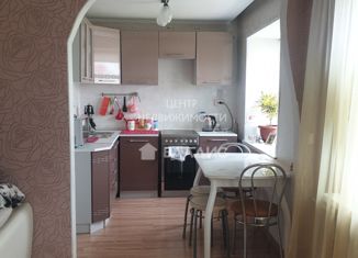 Продается двухкомнатная квартира, 42 м2, Арсеньев, улица Ломоносова, 19