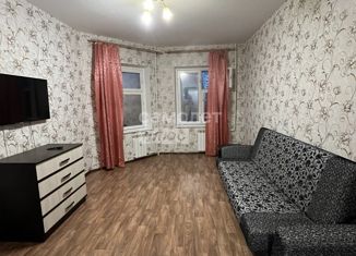 Продаю 1-комнатную квартиру, 39 м2, Нижневартовск, улица Мира, 104