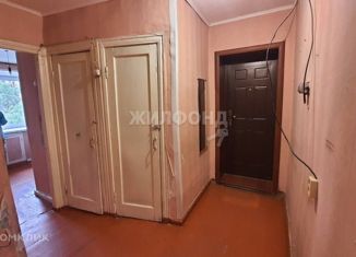 Продается двухкомнатная квартира, 47.3 м2, Абакан, улица Кошурникова, 3