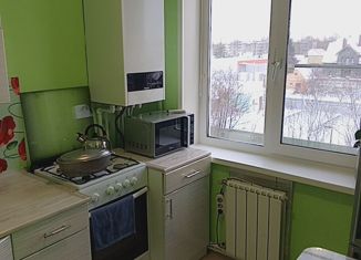 Продажа четырехкомнатной квартиры, 60 м2, Новомосковск, улица Мичурина, 7А