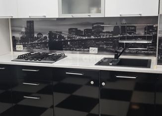 Продам трехкомнатную квартиру, 72 м2, Владимир, Юбилейная улица, 76А, район Доброе