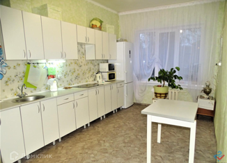 Продам двухкомнатную квартиру, 82.5 м2, Новодвинск, улица 50-летия Октября, 9