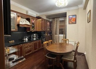 Продаю 3-комнатную квартиру, 115 м2, Москва, улица Академика Анохина, 2к2, метро Юго-Западная