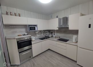 Сдаю в аренду 2-ком. квартиру, 60.8 м2, Сургут, проспект Ленина, 16/2