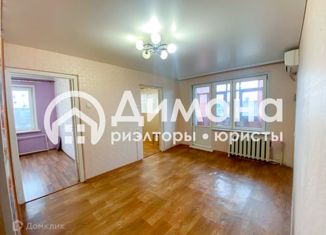 Продается 3-комнатная квартира, 48 м2, Оренбургская область, Братская улица, 48А