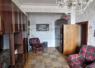 Трехкомнатная квартира на продажу, 69 м2, Москва, улица 1812 года, 7, улица 1812 года