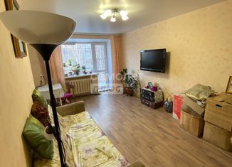 Продается 3-комнатная квартира, 58.1 м2, Омск, улица Рабиновича, 132/134, Центральный округ