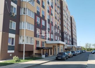 Продаю 1-комнатную квартиру, 38 м2, посёлок Берёзовый, улица имени Профессора Малигонова, 38