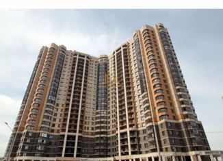 Продается 1-ком. квартира, 35.5 м2, Санкт-Петербург, улица Михаила Дудина, 10, метро Парнас