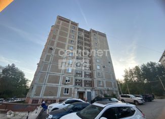 Продаю 3-ком. квартиру, 72 м2, Сызрань, проспект Космонавтов, 7