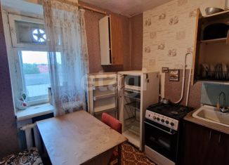 Продам 1-ком. квартиру, 36 м2, Бежецк, улица Нечаева, 26