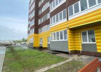 Двухкомнатная квартира на продажу, 64.6 м2, Оренбургская область, улица Юркина, 8