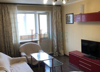3-комнатная квартира в аренду, 64 м2, Новосибирск, улица Челюскинцев, 36, метро Площадь Гарина-Михайловского