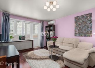 Продается 2-комнатная квартира, 64.9 м2, Санкт-Петербург, проспект Сизова, 25, муниципальный округ Озеро Долгое