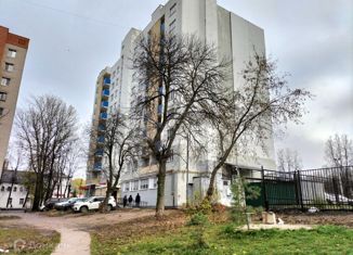 Продам двухкомнатную квартиру, 64 м2, Ярославль, улица Менделеева, 21, район Нефтестрой