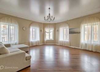Продается 4-ком. квартира, 120 м2, Санкт-Петербург, улица Радищева, 4, улица Радищева