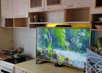 Продам 3-ком. квартиру, 71 м2, Вологда, Ленинградская улица, 109А, 4-й микрорайон