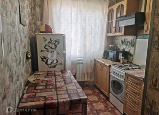 Продаю 1-комнатную квартиру, 30 м2, Белая Калитва, улица Льва Толстого, 6