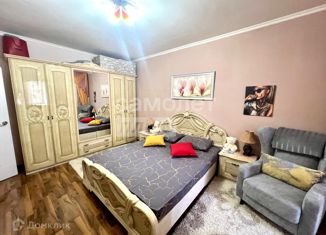 2-ком. квартира на продажу, 57 м2, Ейск, Коммунистическая улица, 81