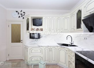 Продаю 3-ком. квартиру, 78 м2, Москва, Покровская улица, 39, Покровская улица