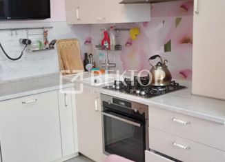 Продается 3-комнатная квартира, 74 м2, посёлок Ивняки, Береговая улица, 4