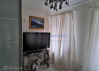 Продам 3-ком. квартиру, 97.3 м2, Нижний Новгород, улица Пискунова, 30, улица Пискунова