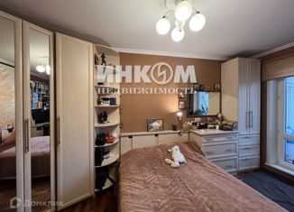 Продам 3-ком. квартиру, 60 м2, Москва, улица Лавочкина, 6к2, улица Лавочкина