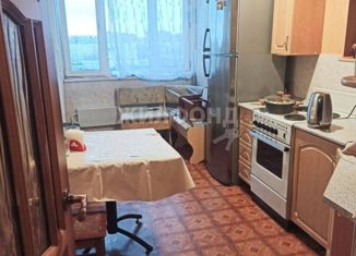 Продажа 3-ком. квартиры, 60 м2, Тольятти, бульвар Луначарского, 7