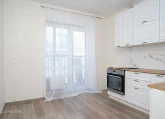 Продажа 2-ком. квартиры, 43 м2, деревня Царёво, улица Петра Гаврилова, 24