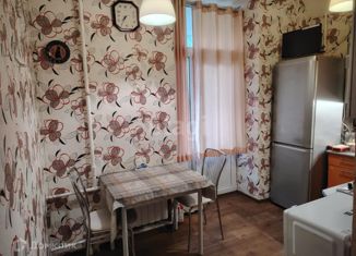 Продам 3-ком. квартиру, 60.4 м2, Екатеринбург, улица Ломоносова, 24, улица Ломоносова