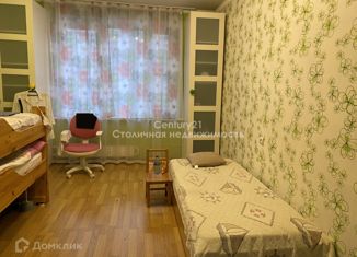Продам 2-комнатную квартиру, 44 м2, Москва, Голубинская улица, 19, метро Ясенево