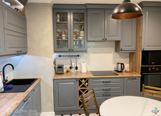 Продается 3-комнатная квартира, 75.8 м2, Санкт-Петербург, ЖК Шуваловский, Парашютная улица, 61к1