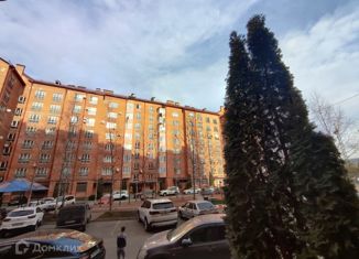 Продается двухкомнатная квартира, 100 м2, Владикавказ, Московское шоссе, 3А, 18-й микрорайон