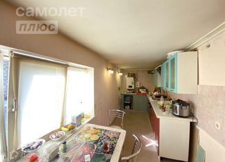 Продажа 4-ком. квартиры, 67 м2, Ставрополь, проспект Карла Маркса, 76, Октябрьский район