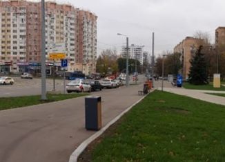 Продаю 3-комнатную квартиру, 59 м2, Москва, улица Новинки, 4к2, улица Новинки