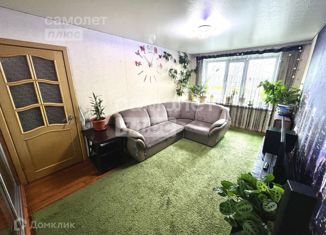 Продаю 4-ком. квартиру, 75.3 м2, Камчатский край, Владивостокская улица, 25