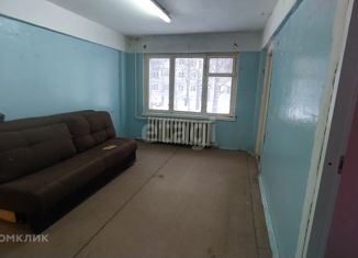 Продается 4-ком. квартира, 59.6 м2, деревня Новоселицы, Центральная улица, 112