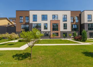 Продам таунхаус, 232.4 м2, посёлок Путёвка, микрорайон Мегаполис-Парк, 8к1