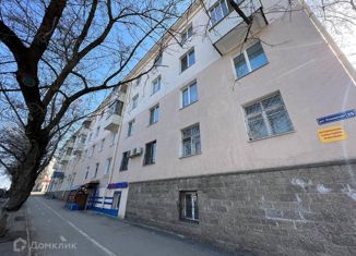 Продам комнату, 19 м2, Уфа, улица Комарова, 26, жилой район Черниковка