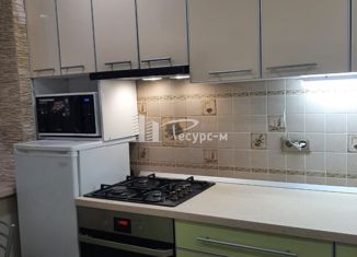 Продается 3-комнатная квартира, 61 м2, Выкса, улица Красные Зори, 35