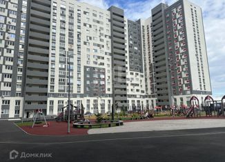 Продается 2-ком. квартира, 65 м2, Оренбург, улица Автомобилистов, 15, ЖК Геометрия