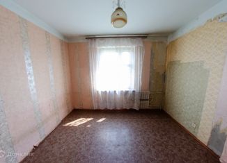 Продам трехкомнатную квартиру, 70.1 м2, Курганская область, улица Ефремова, 26А