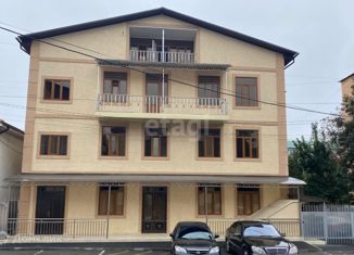 Продаю офис, 500 м2, Ингушетия, улица Абубакара Оздоева