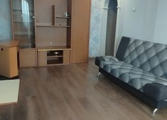 Сдается в аренду двухкомнатная квартира, 47 м2, Усть-Илимск, улица 50 лет ВЛКСМ, 10