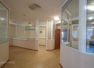 Сдача в аренду офиса, 321 м2, Москва, улица Воронцовские Пруды, 3