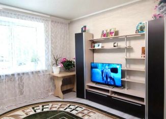 Продается 2-ком. квартира, 50.4 м2, Крымск, улица Синёва