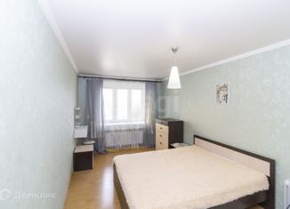 Продается 2-комнатная квартира, 73 м2, Тюменская область, улица Самарцева, 3